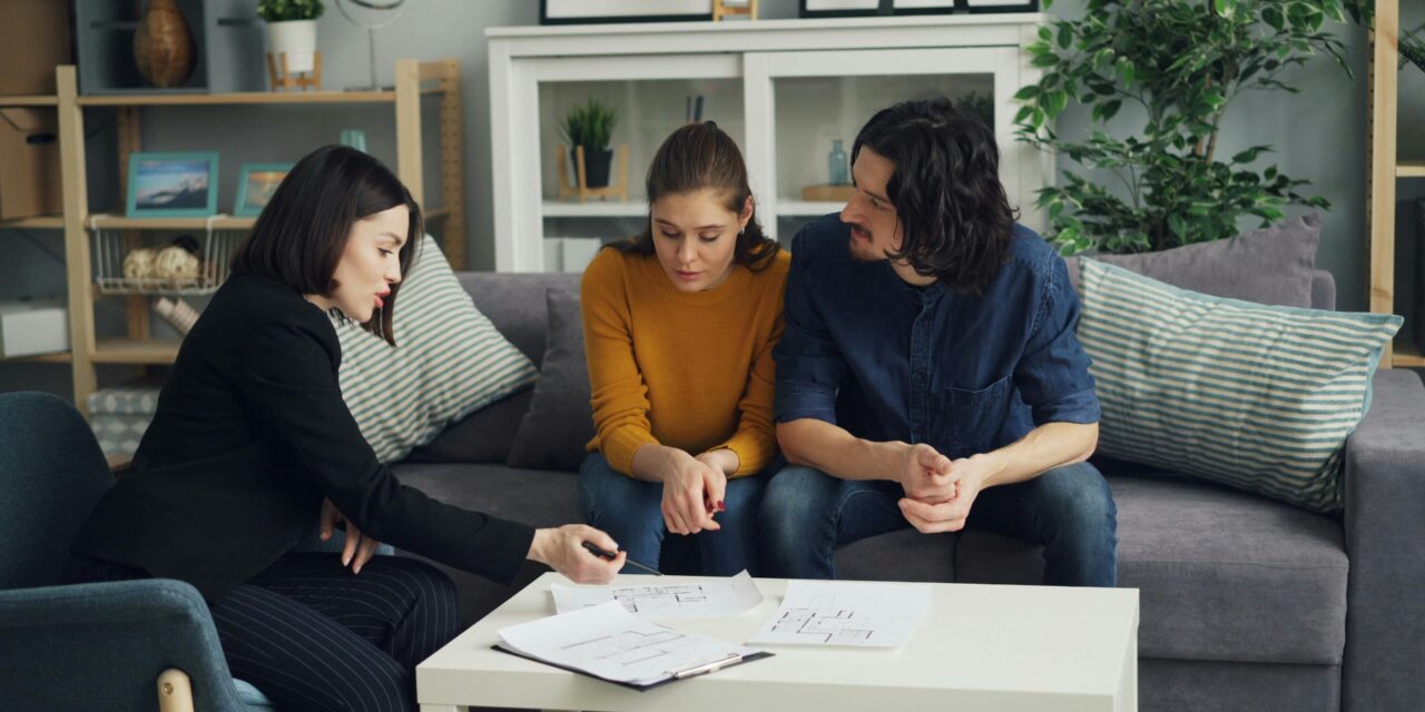 https://blackswanpropertygroup.com.au/wp-content/uploads/2025/06/pexels-silverkblack-23225013-1280x640.jpg